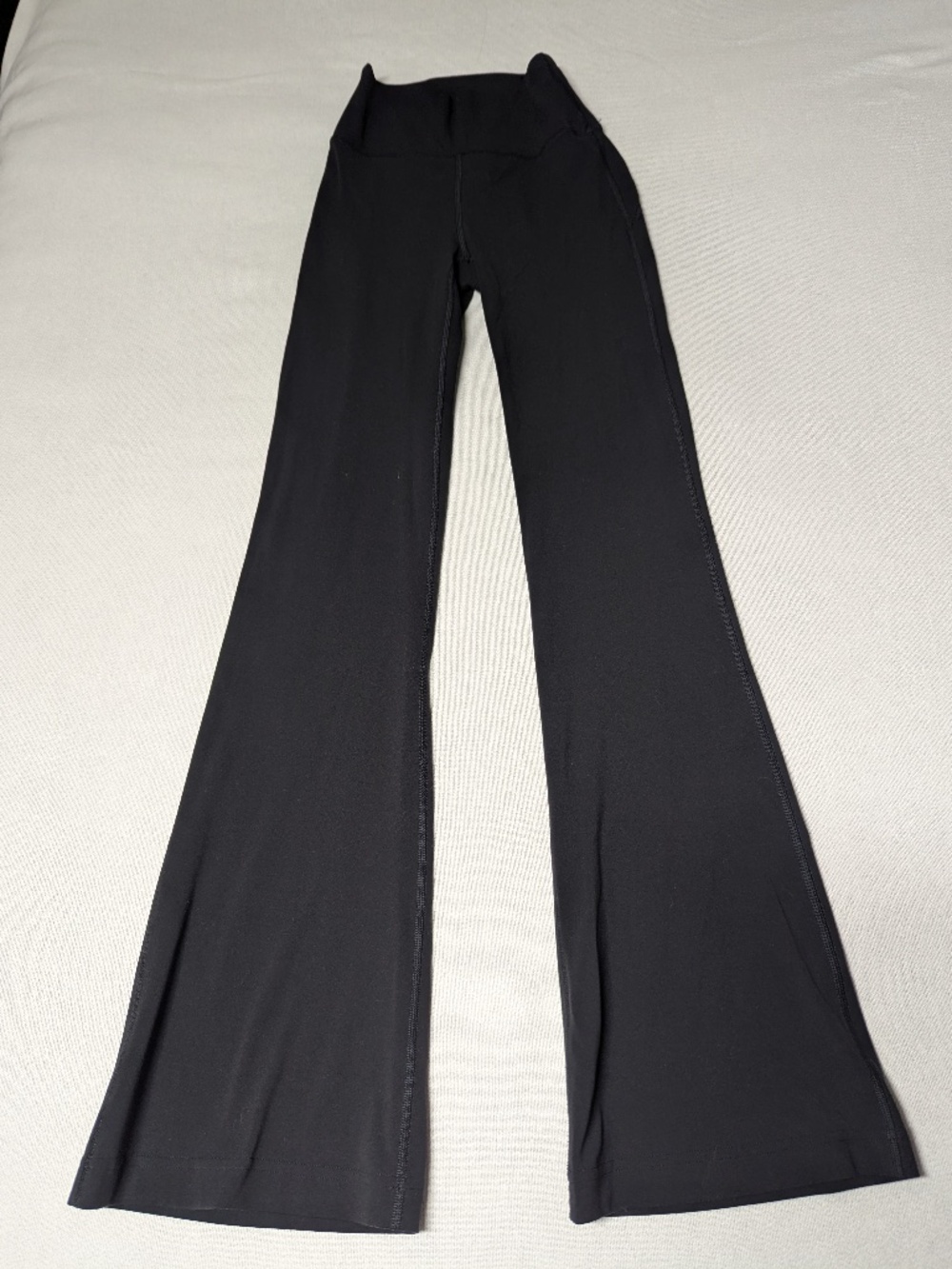 Lululemon Groove Nulu High-Rise 30" Flared Leggings - Size 0